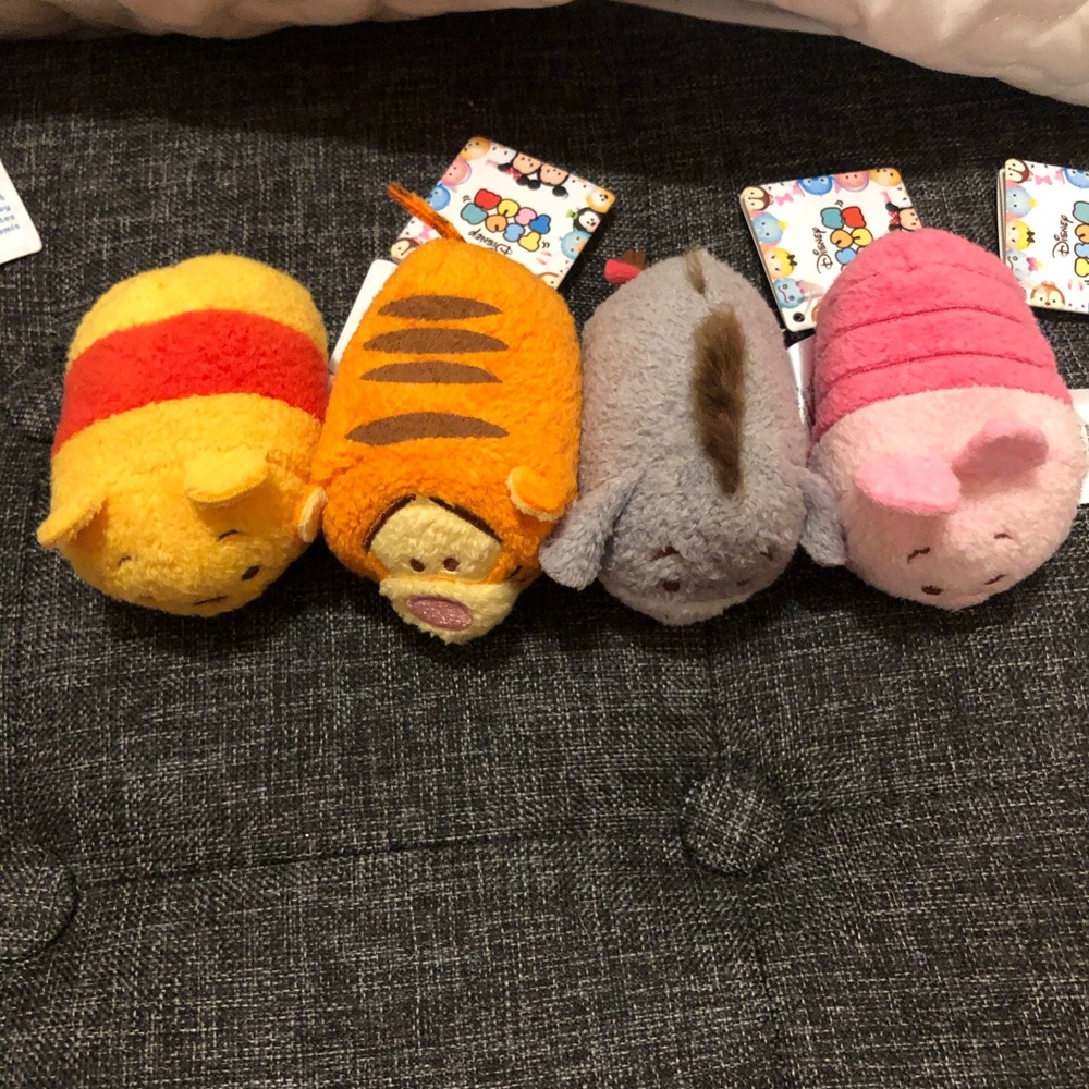 TSUM TSUMS - Picture 3 of 3